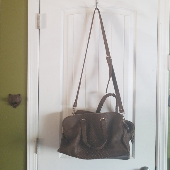 Large, Brown , 5 compartment satchel - Picture 6 of 7